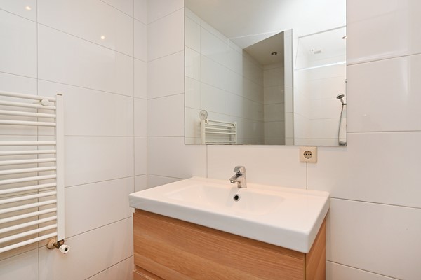 Medium property photo - Claes de Vrieselaan 81A01, 3021 JD Rotterdam